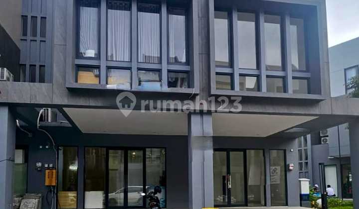 Ruko Delrey Bsd, Sangat Strategis, 3 Lantai, Jual Cepat, Nego!!