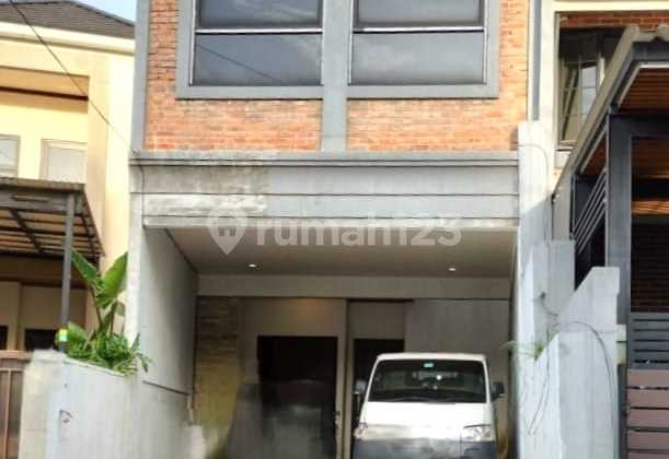 EARTH HOUSE PUSPITEK ASRI, BSD, WELL-MAINTAINED, LOCATED IN THE CENTER OF BSD CITY 1