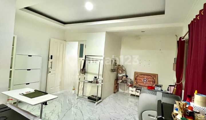 Jombang Baru Villa House, Semi-Furnished, 2 Floors, Ready to Occupy 2