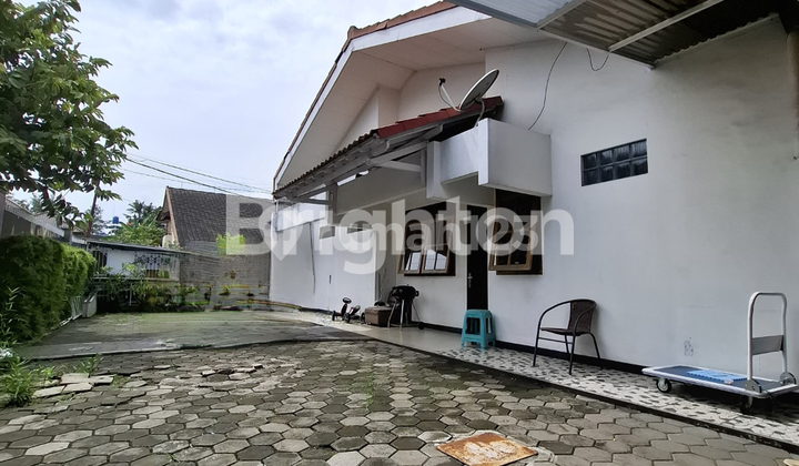 RUMAH JL. GOLF BARAT, BANDUNG TERAWAT, LUAS DAN SIAP HUNI 2