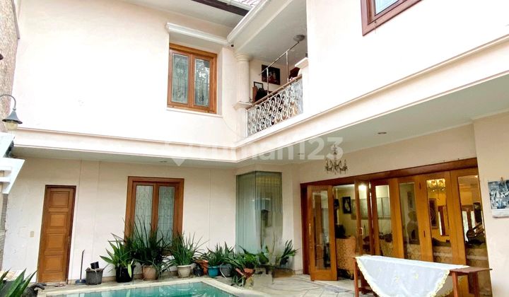 Rumah Bintaro Sek.1, Posisi Hoek, Swimming Poll Private, Full Furnished