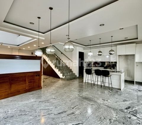 2-Story House in De Park BSD, Fully Renovated, Strategic Location, Facing the Park 2