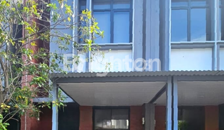 FREJA HOUSE, BSD, 2 LANTAI, MEWAH DAN FULL FURNISHED