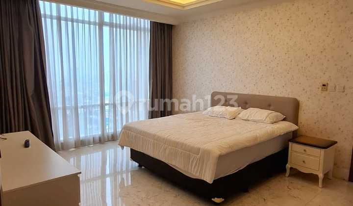 Disewa Apartemen Botanica Furnished 2+1 studyroom uk 195m2 Furnished , keb.Lama Jaksel 
 2