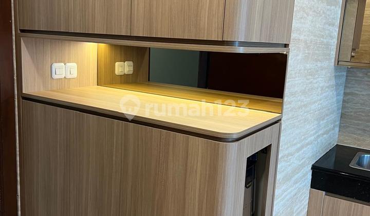 For Sale Executive 1BR Apartment Thamrin 26m2 Furnished Central Jakarta 2