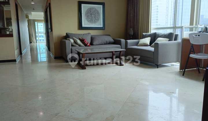 For Rent Bellagio Residences Apartment 3 Bedrooms Size 203m² Furnished in South Jakarta