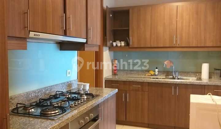 Apartemen Disewakan Pakubuwono Residence 2BR uk 177m2 Furnished At Jakarta Selatan 2