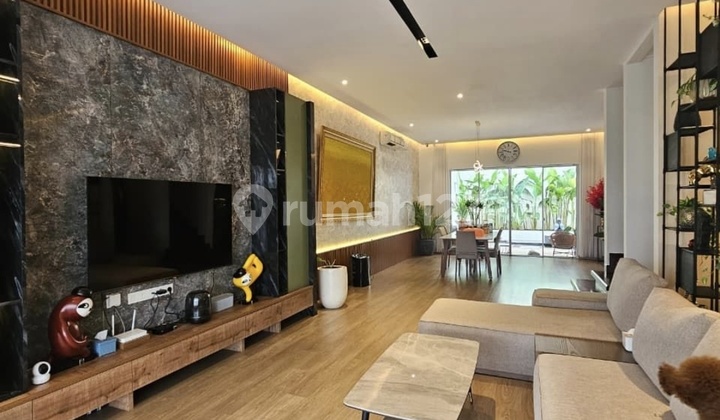 Dijual Rumah Modern Style Full Renov Golf Island Pik Uk 200M2 Furnished Interior Mewah Jakut