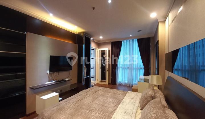 
Disewa Apartemen Residence 8 SCBD 1BEDROOM Uk 94 m² FURNISHED at Jakarta Selatan 2