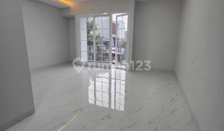 Dijual Rumah@sunrise Garden 2