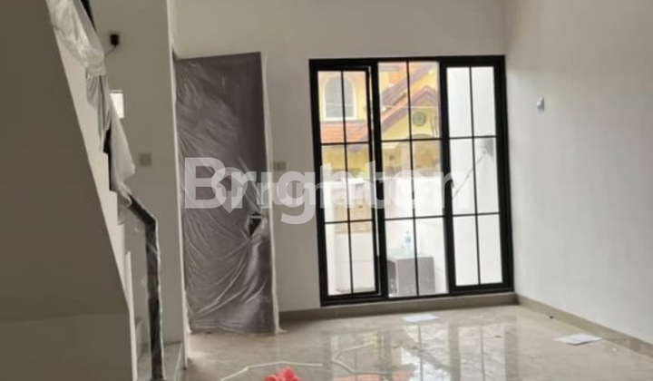 RUMAH 2 LANTAI JL ORO ORO TAMBAKSARI PUSAT KOTA TENANG NYAMAN DEKAT GRAND CITY, KAMPUS A UNAIR, RSUD SOETOMO 2