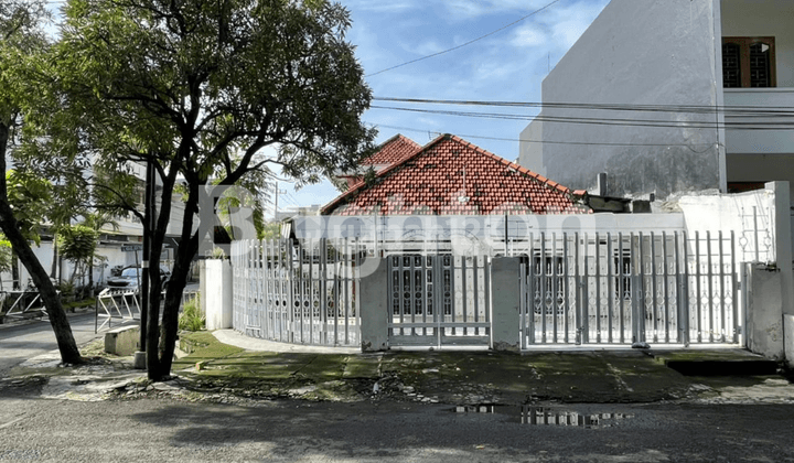 RUMAH STRATEGIS DI NGAGEL JAYA UTARA SURABAYA 1