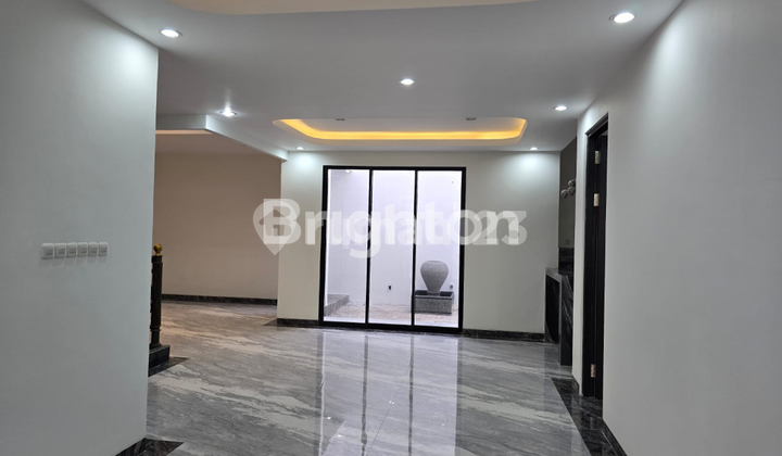 RUMAH BARU RENOVASI, CLUSTER VIRGINIA REGENCY - PAKUWON CITY 2