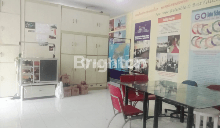 RUMAH DAN KANTOR 3 LT DI JL PATTIMURA SURABAYA 2