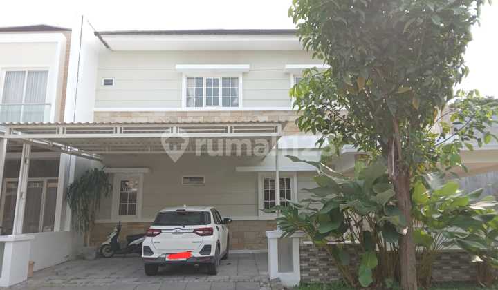 2-Story House for Sale Royal Residence - Babatan, Wiyung Ready to Occupied, Vacant Condition