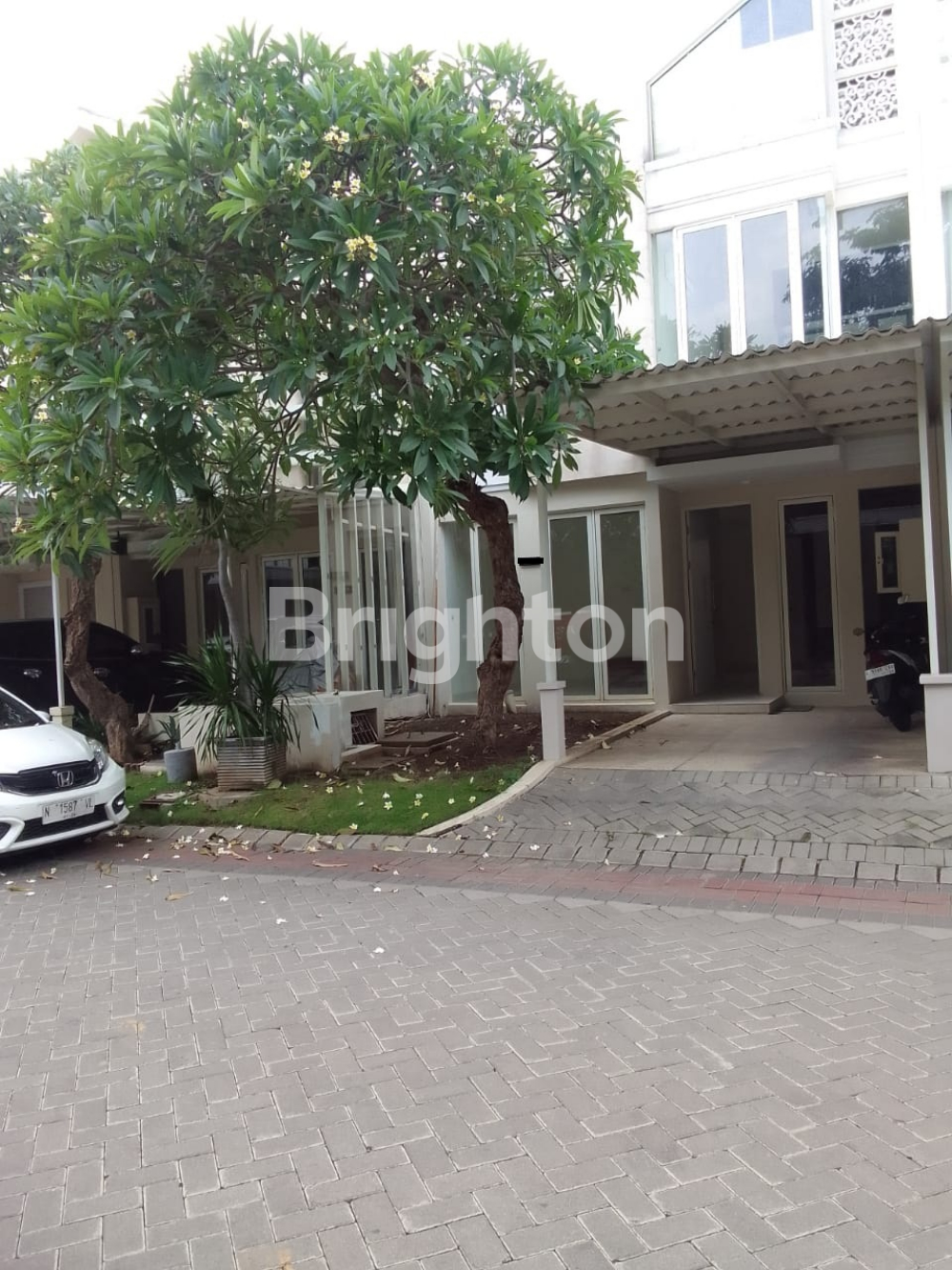 RUMAH FULL FURNISHED PAKUWON CITY CLUSTER ZIMBALI COSTA 1