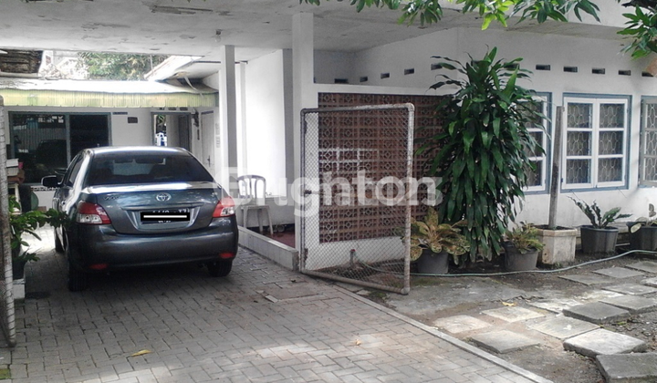 RUMAH PUSAT KOTA DEPAN UNAIR RS DR SOETOMO JL KARANG MENJANGAN GUBENG
