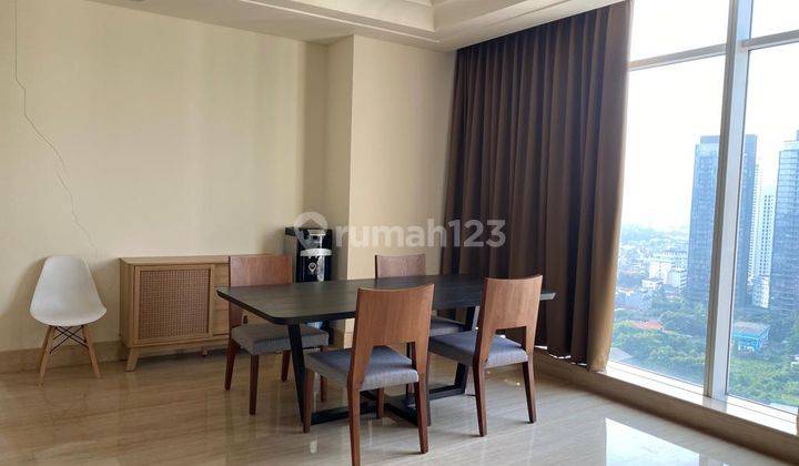  Apartemen 3 Kamar Tidur Bagus Furnished South Hill 2