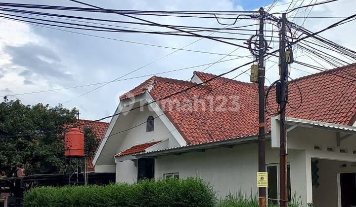 Jual Rumah Hook Semi Furnished di Bouoevard Perumahan Bcc Bukit Cimanggu City Cocok untuk Usaha Jual Rumah Hook Semi Furnished di Bouoevard Perumahan Bcc Bukit Cimanggu City Cocok untuk Usaha