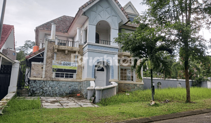 RUMAH DI TUDOR SENTUL CLUSTER ENGLAND PARD 1