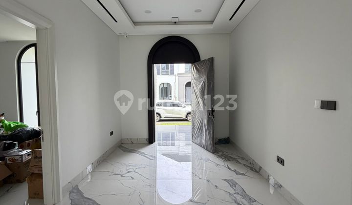 Rumah 2 Lantai Gramercy Alam Sutera