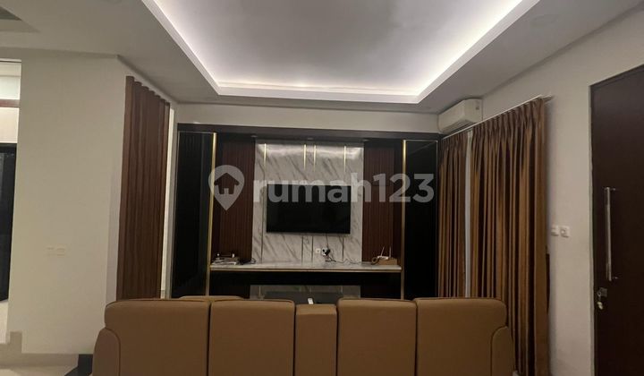 Rumah Mewah Furnish di Eminent BSD