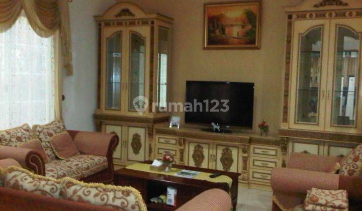 Rumah Mewah Virginia Lagoon Full Furnished dan Siap Huni  1