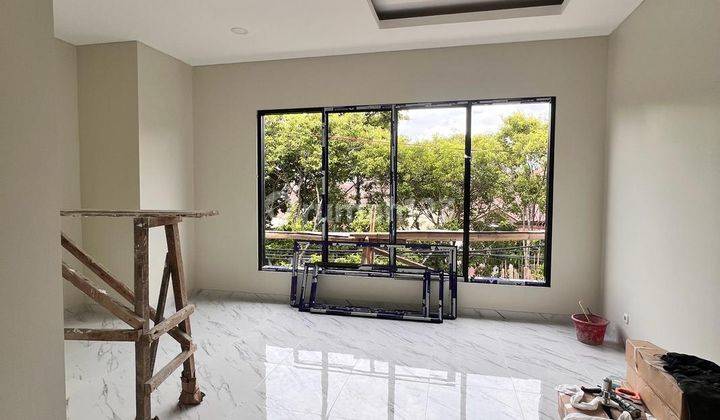 Rumah Minimalis Modern Sdh Renovasi Atap Baja Ringan Lantai Granit 1