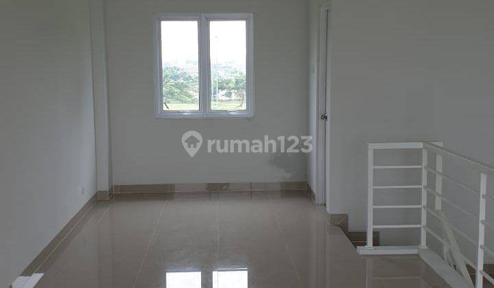 Disewakan 3 Lantai Ruko Bolsena Square Sebrang Manhattan District 2