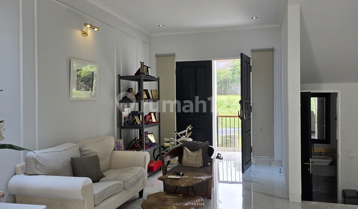 Langka! Mewah Full Furnished Sangat Luas Rumah Premium 2