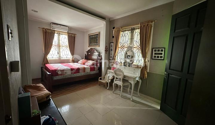 DIJUAL RUMAH HOOK SIAP HUNI  AKSES TOL PRIVATE  Karang Tengah  2