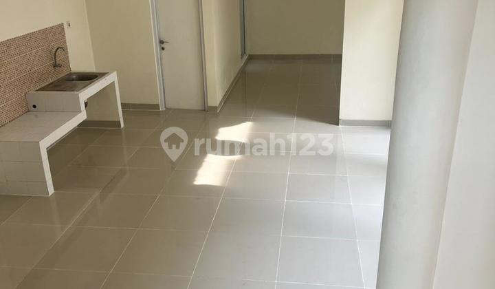 For Sale, Ready-to-Live House in a Strategic Hook Position, Alicante 2