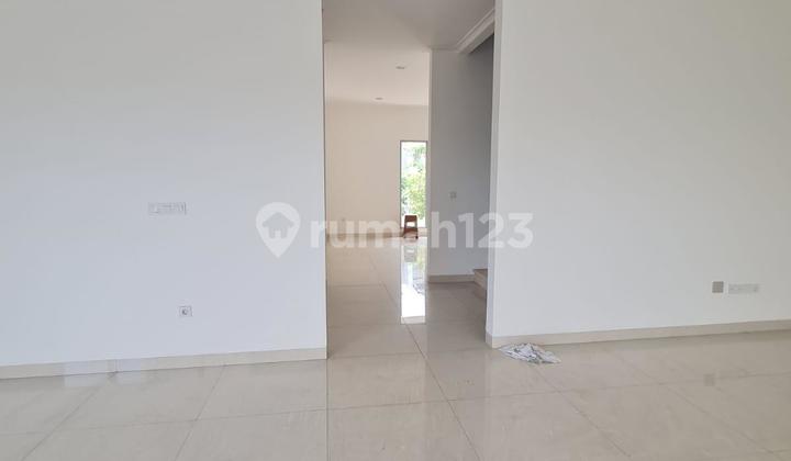 House For Sale: Cluster Symphony Golf Island Pik 2 Jakarta Utara 2