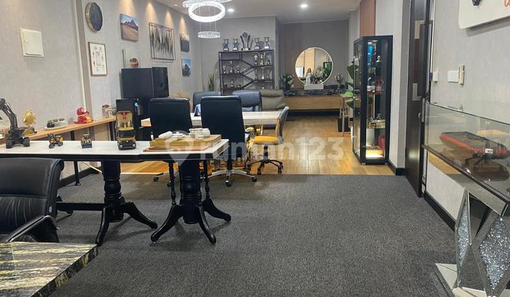 Perkantoran Mewah Sedayu Kelapa Gading