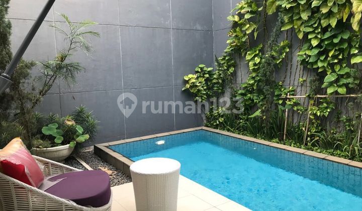 Nice House Ready to Live In with Swimming Pool at De Park De Maja BSD, South Tangerang Nice House Ready to Live In with Swimming Pool at De Park De Maja BSD, South Tangerang