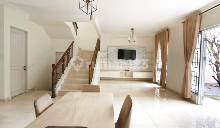 For Rent Nice House Fully Furnished Bellagio Cluster The Green BSD, South Tangerang For Rent Nice House Fully Furnished Bellagio Cluster The Green BSD, South Tangerang