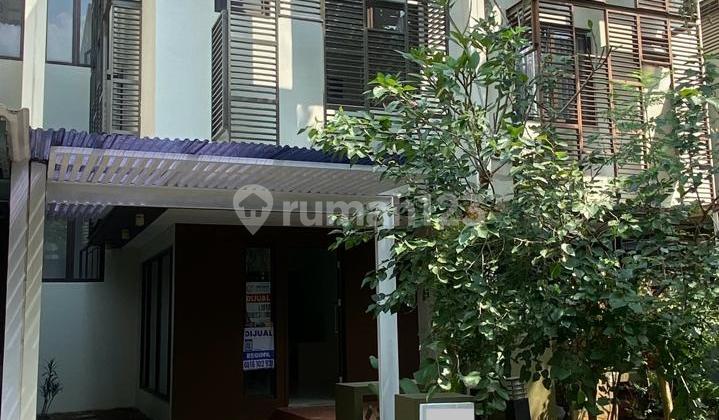 Nice House 3 Floors with SHM Certificate in Whelford Greenwich BSD, South Tangerang