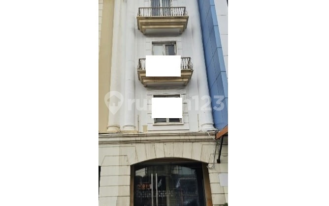 Ruko 4 1/2 Lantai Hadap Jalan Raya Strategis di Mampang Prapatan Pancoran, Jakarta Selatan Ruko 4 1/2 Lantai Hadap Jalan Raya Strategis di Mampang Prapatan Pancoran, Jakarta Selatan