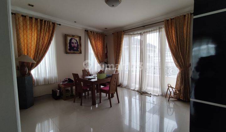 Rumah Semi Furnished di Les Belles Maison, Tangerang Selatan 2