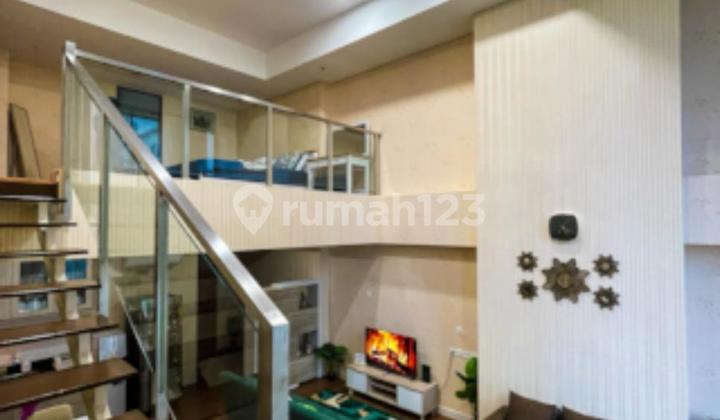 Roseville Soho & Suite Apartment Fully Furnished Strategic Location in CBD BSD City