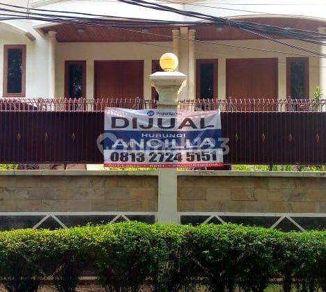 Dijual Rumah dekat PRJ LT 562 m2 Kemayoran Jakarta Pusat 1