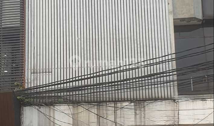 4.5-story shop house in Roxy Mas, Central Jakarta... 1