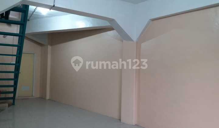 Disewakan Ruko 4Lt Daerah Sawah Besar Jakpus Disewakan Ruko 4Lt Daerah Sawah Besar Jakpus