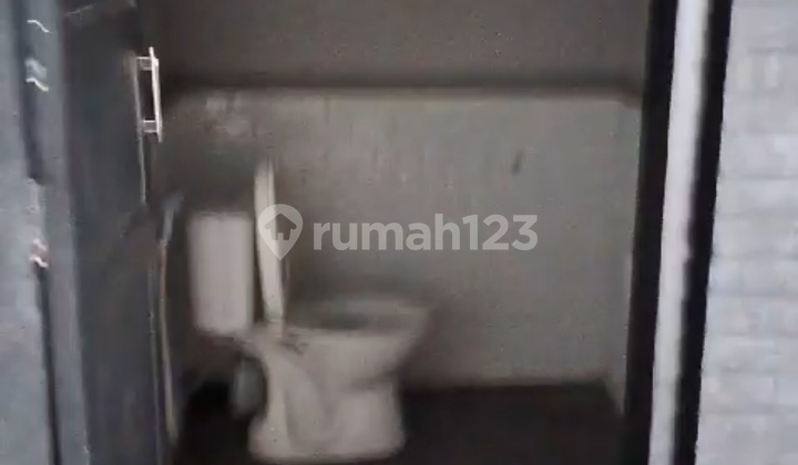 Ruko Tempat Usaha 2lt Daerah Green Ville 2