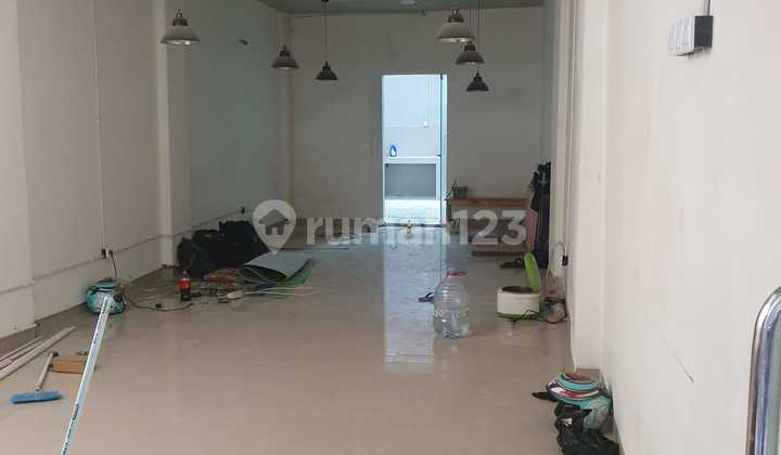 Ruko Sewa 2Lt Daerah Gajah Mada Ketapang Utara