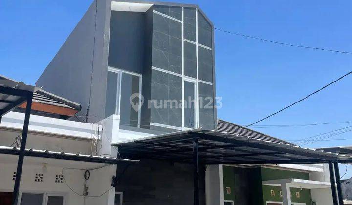 Rumah 2 Lantai Dipusat Kota Kabupaten Bandung  2