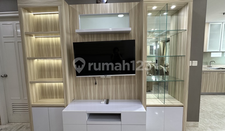 For Sale Frenchwalk Moi Kelapa Gading Tower Nice Good Apartment with Nice Garden Semi Furnished Good 4 Bedrooms For Sale Frenchwalk Moi Kelapa Gading Tower Nice Good Apartment with Nice Garden Semi Furnished Good 4 Bedrooms