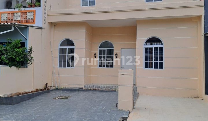 Dijual Rumah Cluster Mahogany Park Siap Huni 