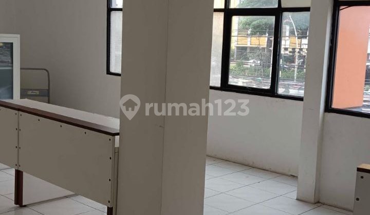For Sale 3-Storey Connected Shophouse in a Strategic Location 2