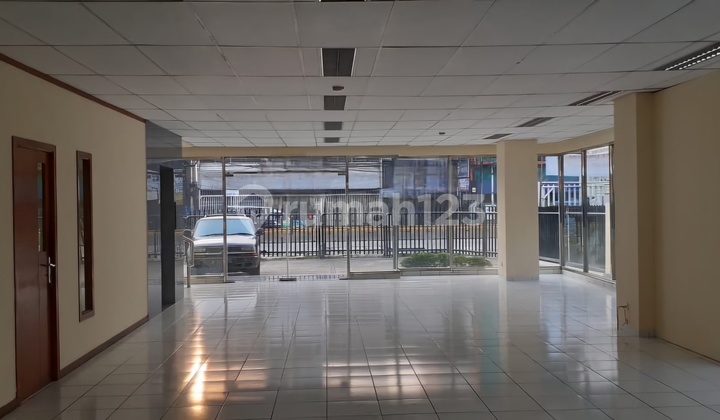 For Sale Mini Building Semi-Furnished Corner Position For Sale Mini Building Semi-Furnished Corner Position